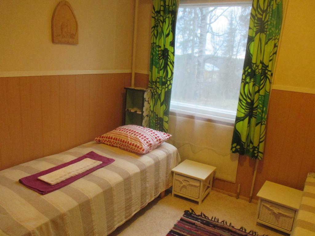 Guest House Ugrin Paikka Sippola Buitenkant foto